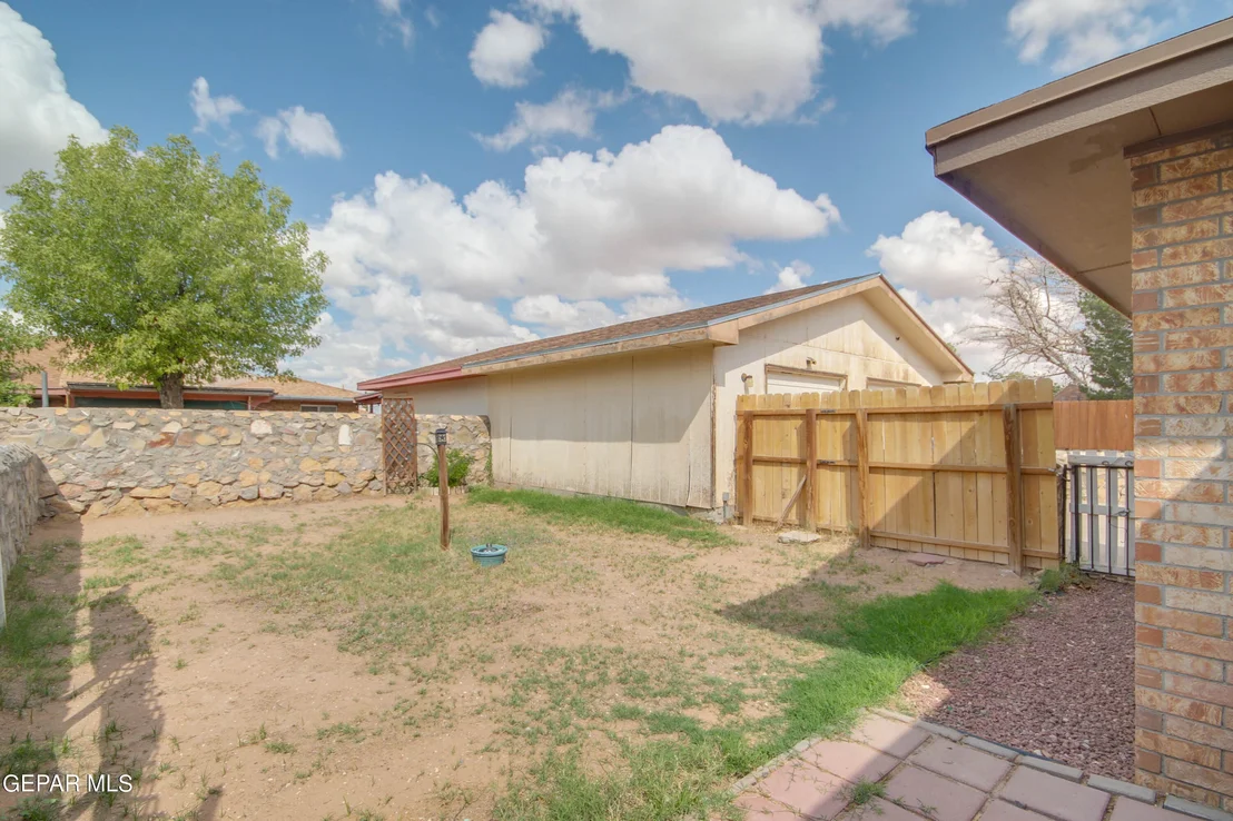 Photo of Unit B at 3429 RISNER Place