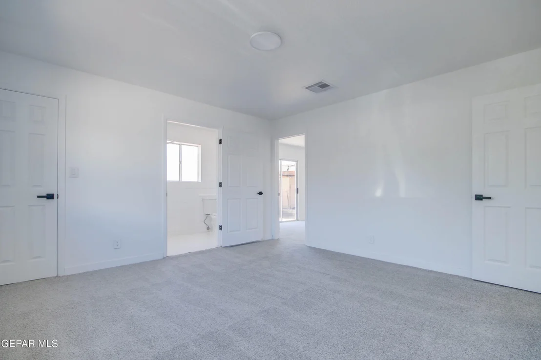 Photo of 8165 JOSEPHINE Circle