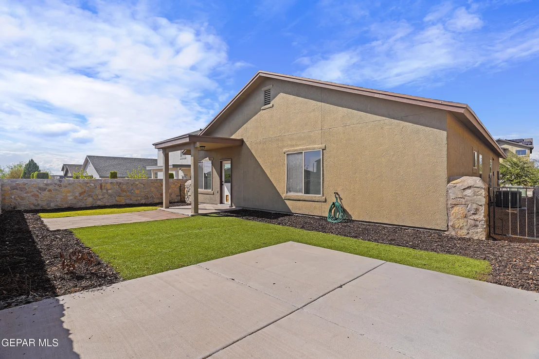 Photo of 7508 EAGLE VISTA Drive