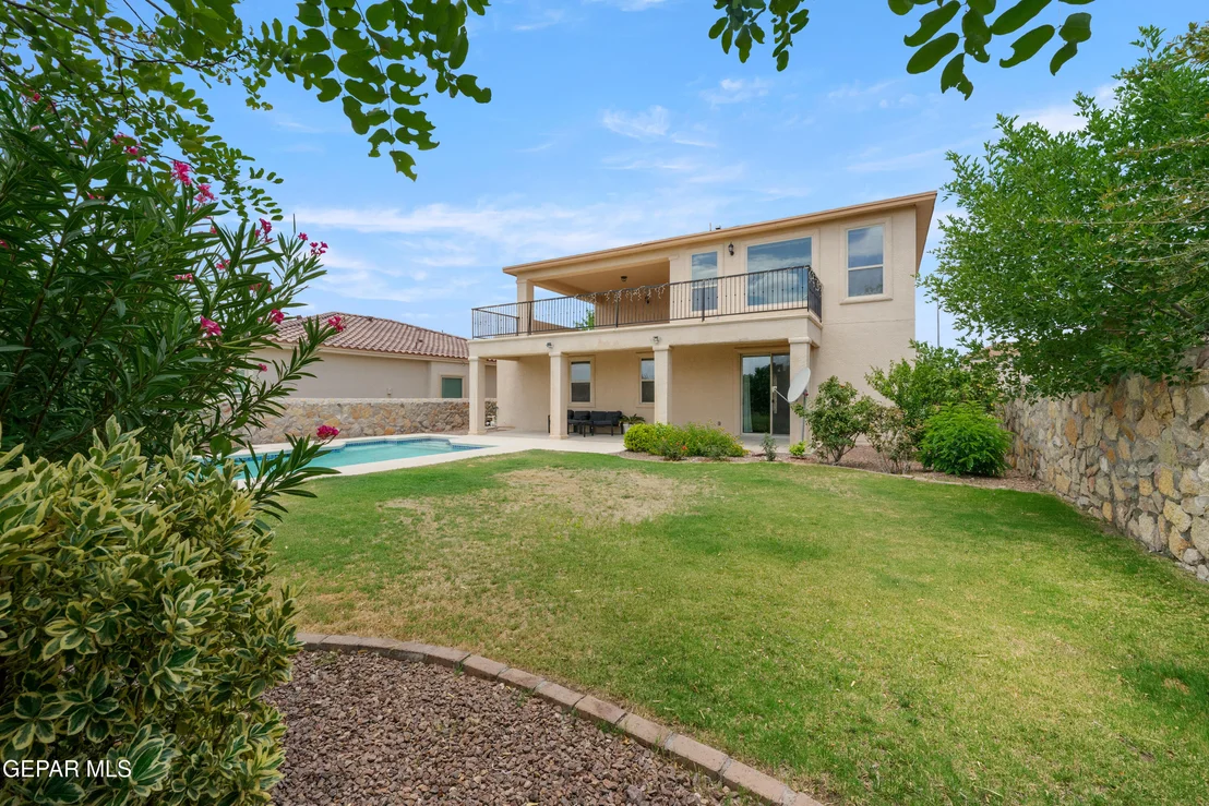 Photo of 7250 LONGSPUR Drive