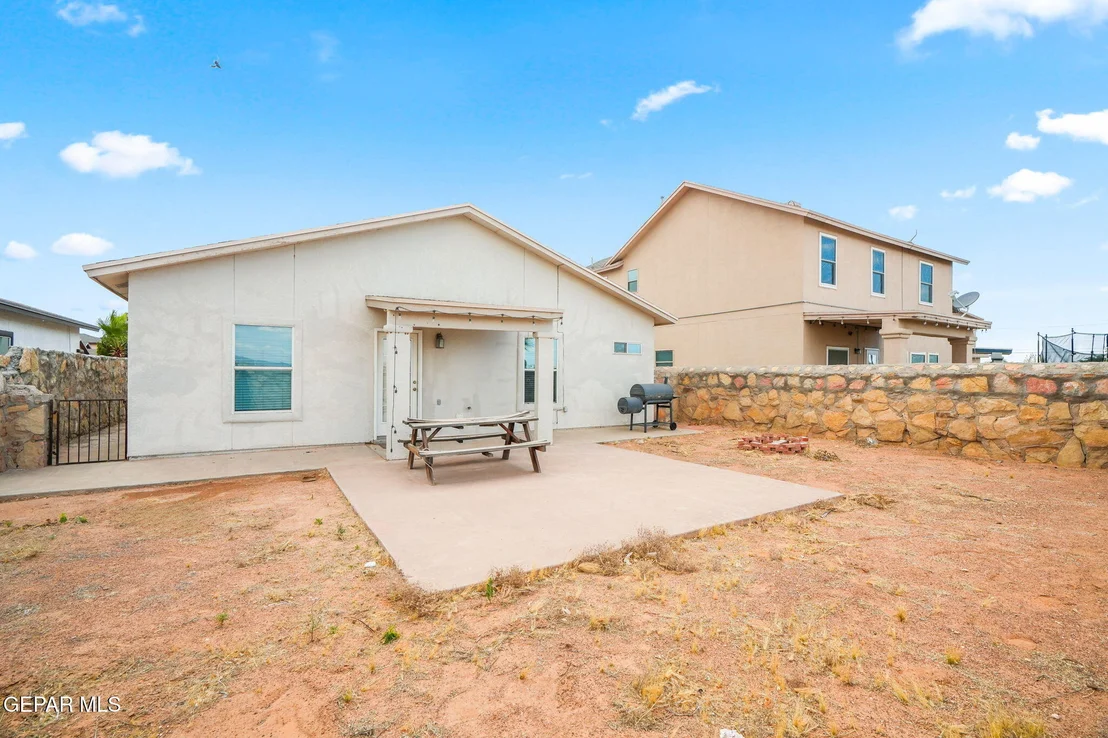 Photo of Unit 0 at 14409 Island Point Drive