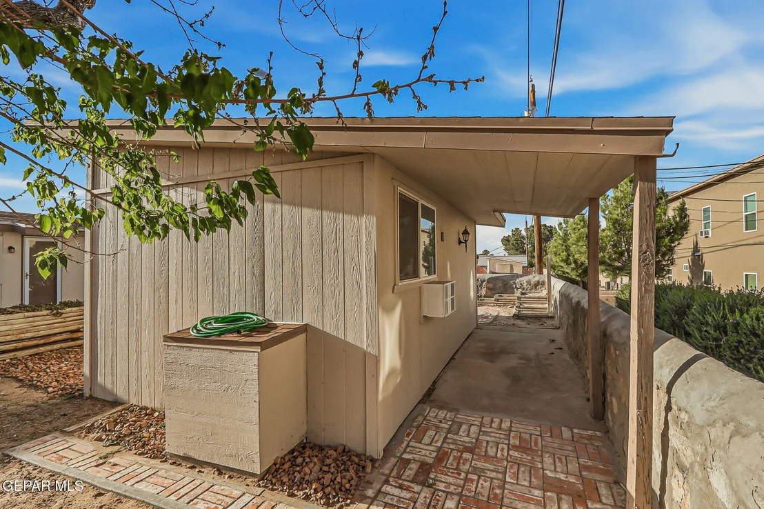 Photo of 2232 VILLA PLATA Drive