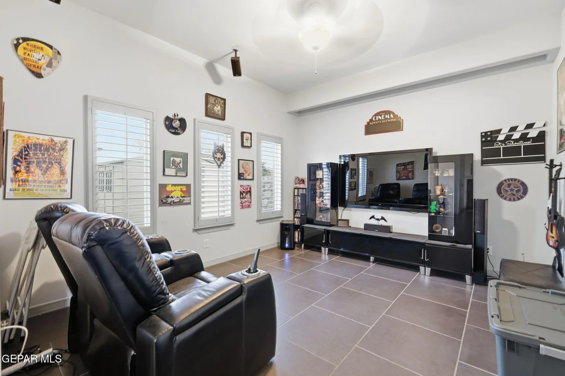 Photo of 3024 OAK POINT Place