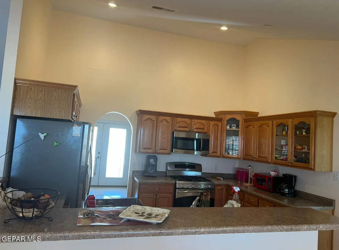 Photo of 225 PEYTON Road