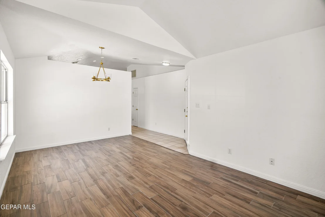 Photo of 7125 Luz De Espejo Drive