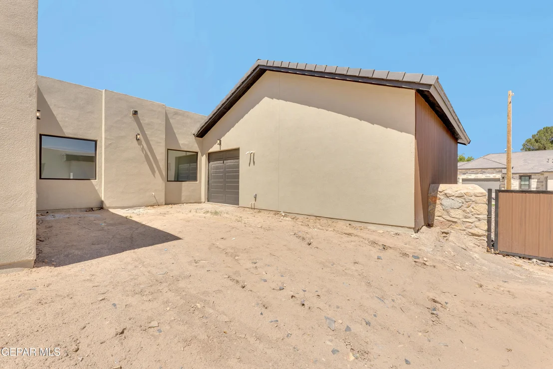 Photo of 6407 CADENCE RIVER Drive