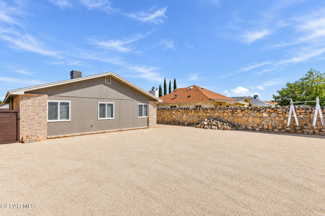 Photo of 12432 ROBERT DAVID Drive