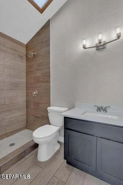 Photo of 1761 onizuka Drive
