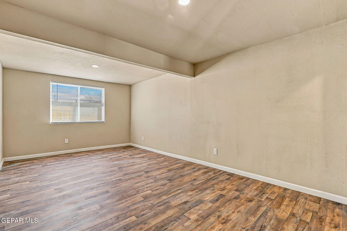 Photo of 5312 DEARBORNE Drive