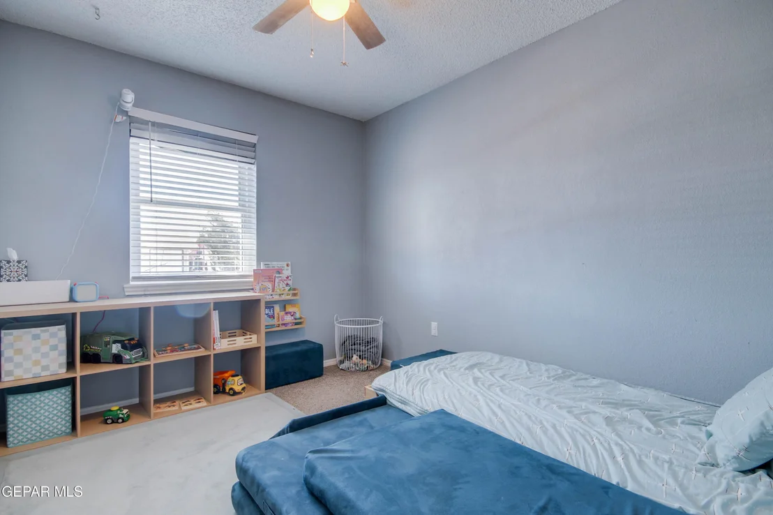 Photo of 5629 LONGVIEW Circle