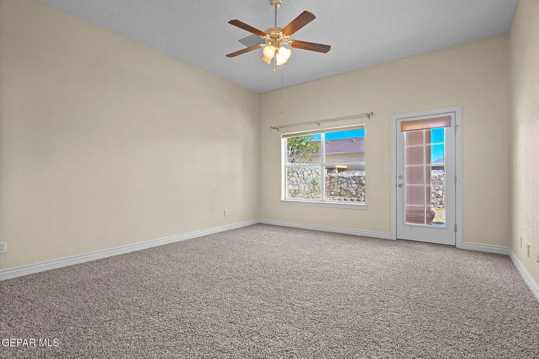 Photo of 5544 GUSTAVO MADRID Lane