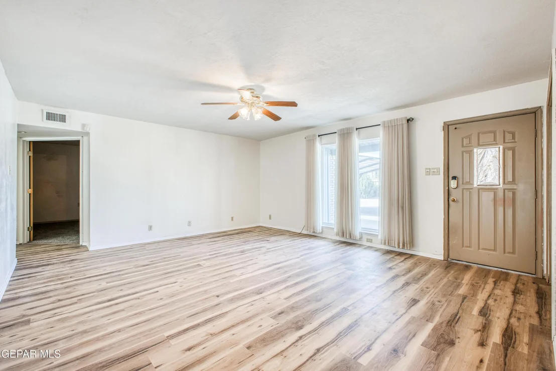 Photo of 5800 NIKE Lane