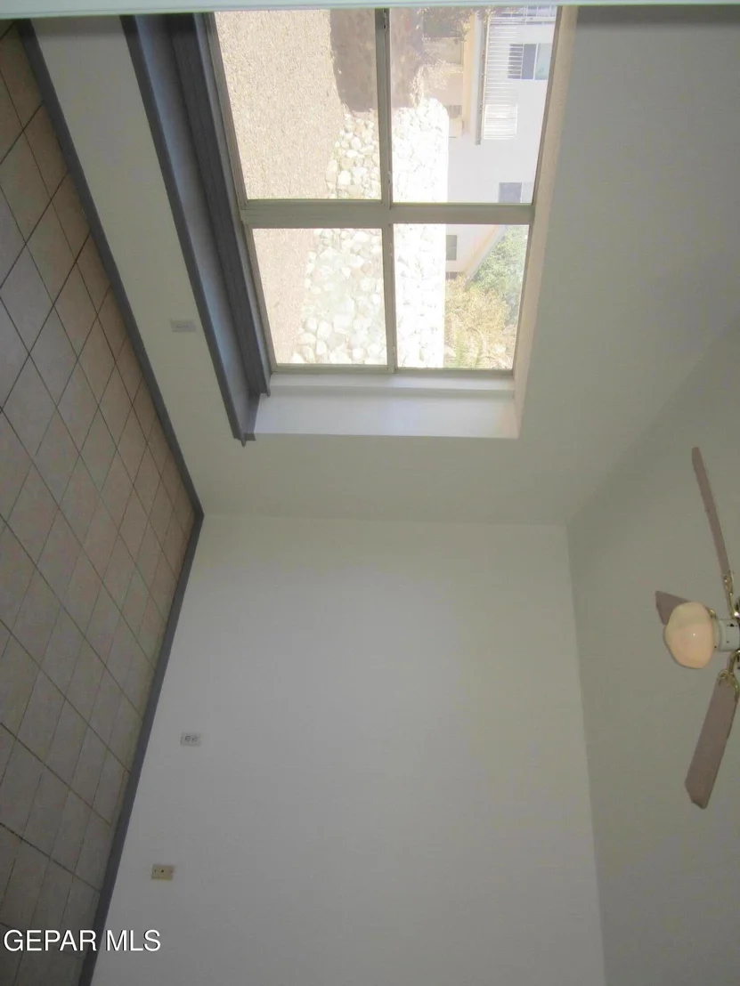 Photo of 7123 Oval Rock Drive