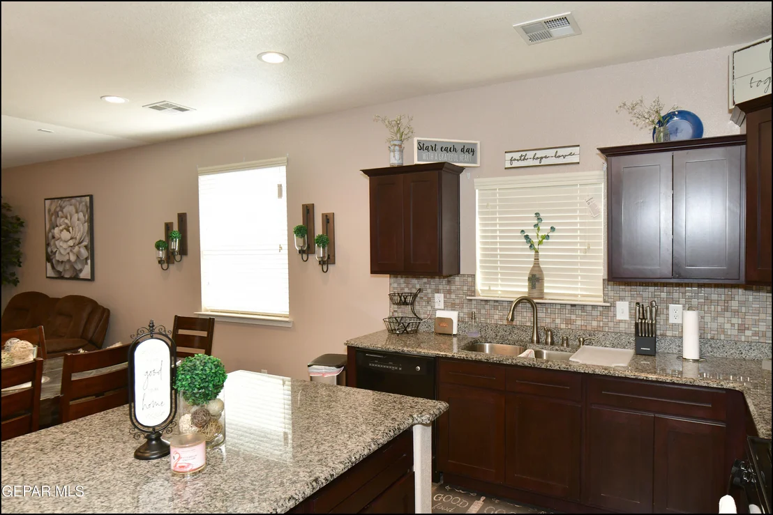 Photo of 505 GINGER FRANCIS Lane