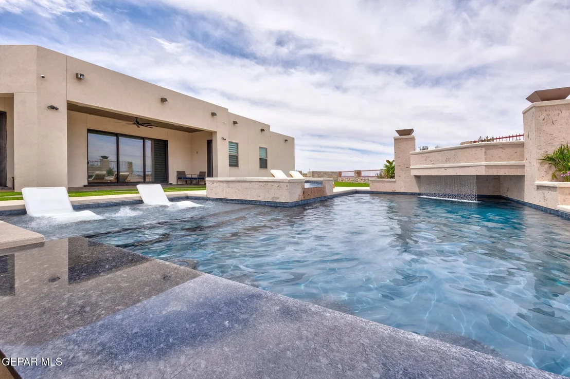 Photo of 7417 Caveson Court