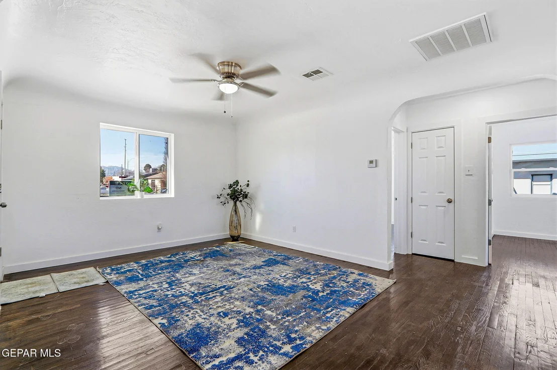 Photo of 228 WOOLDRIDGE Drive