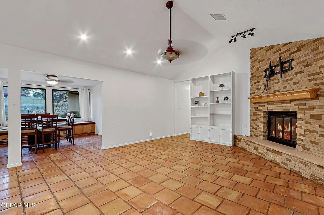 Photo of 11604 Cedar crest Drive