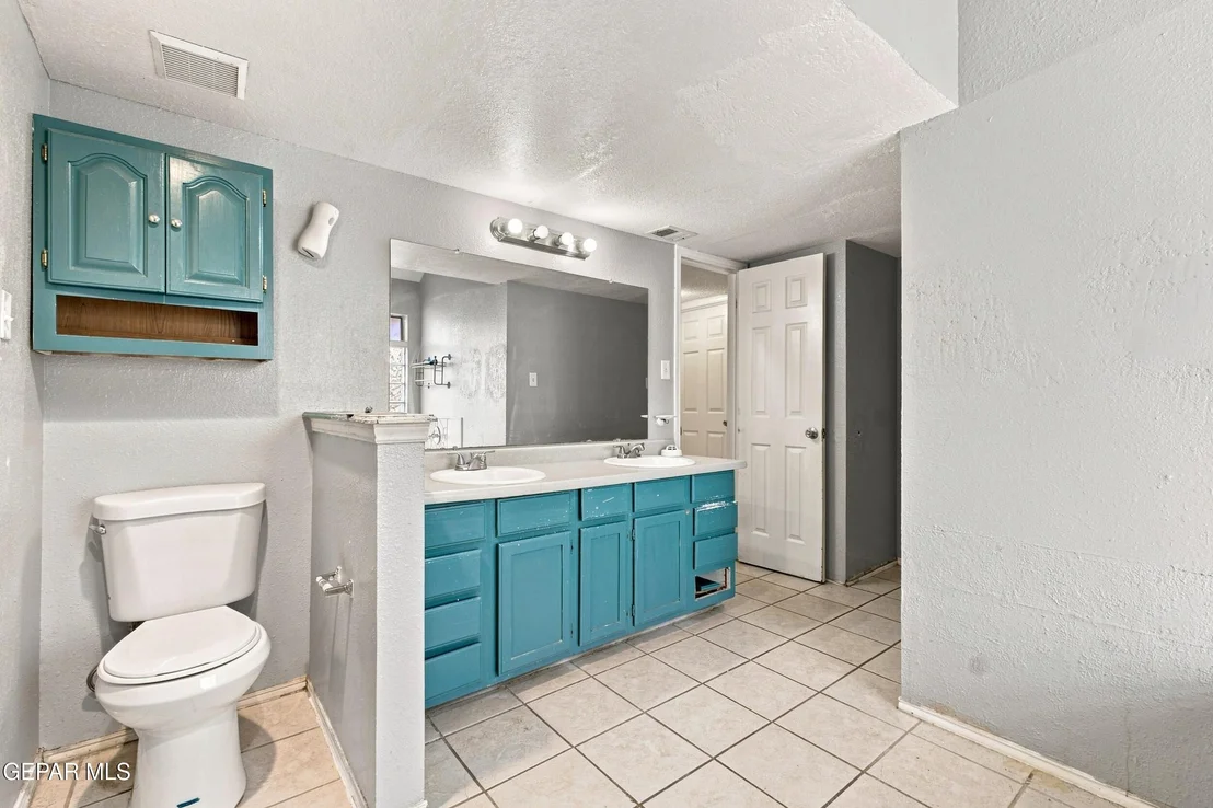 Photo of 10769 Pleasant Hill Drive