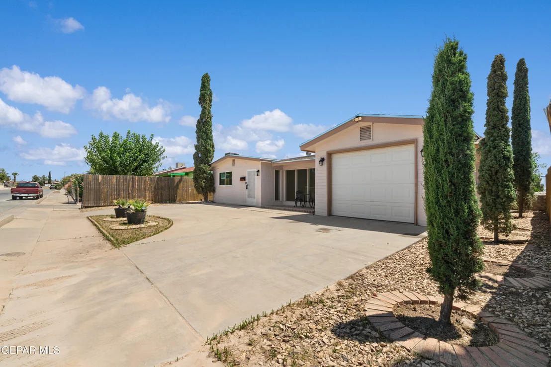 Photo of 7614 COROZAL Drive