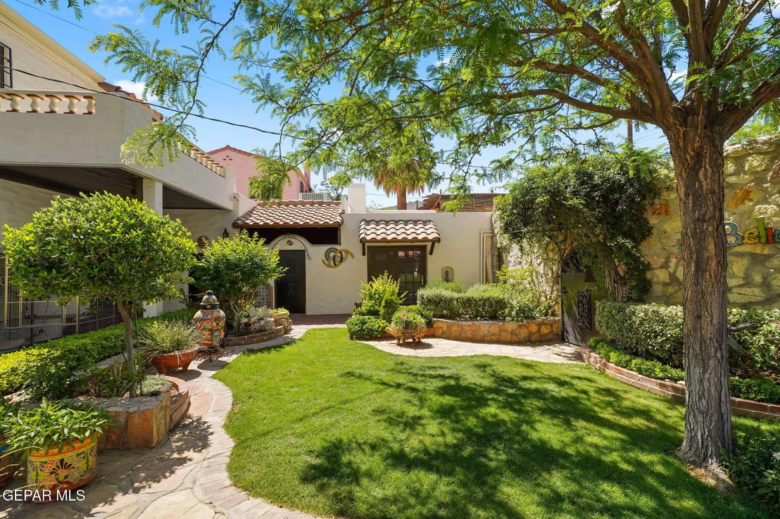 Photo of 3009 SILVER Avenue