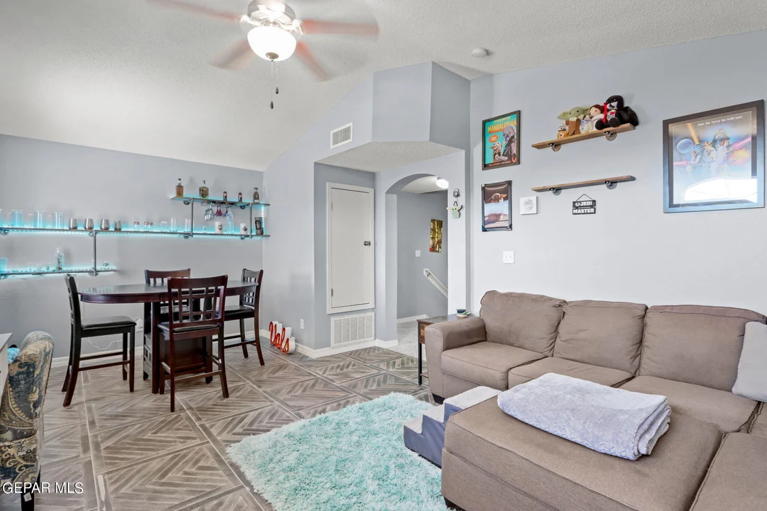 Photo of 11521 CHARLES BOYLE Place