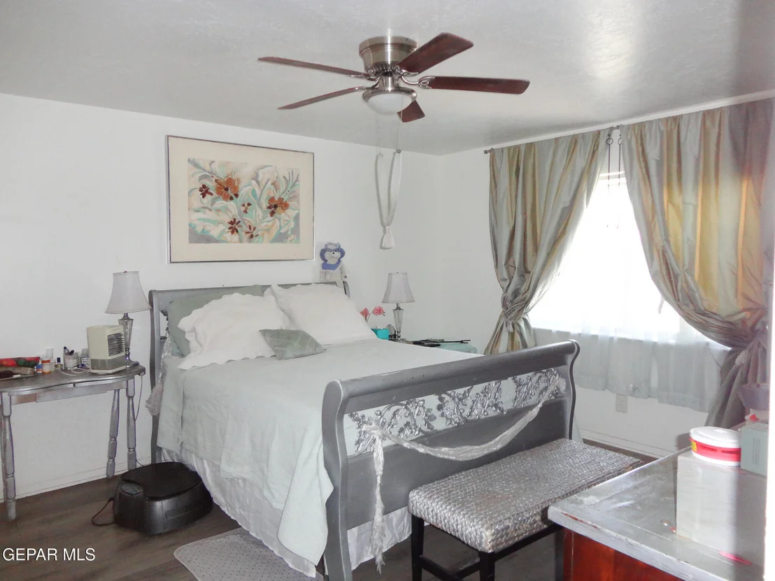 Photo of 624 DE LEON Drive