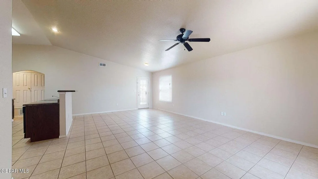 Photo of 10445 SILVERCLOUD Drive