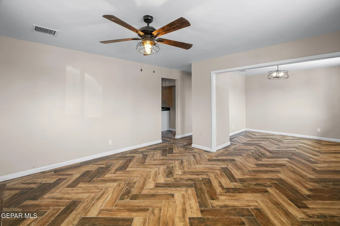 Photo of 3621 Sheppard Ave Avenue