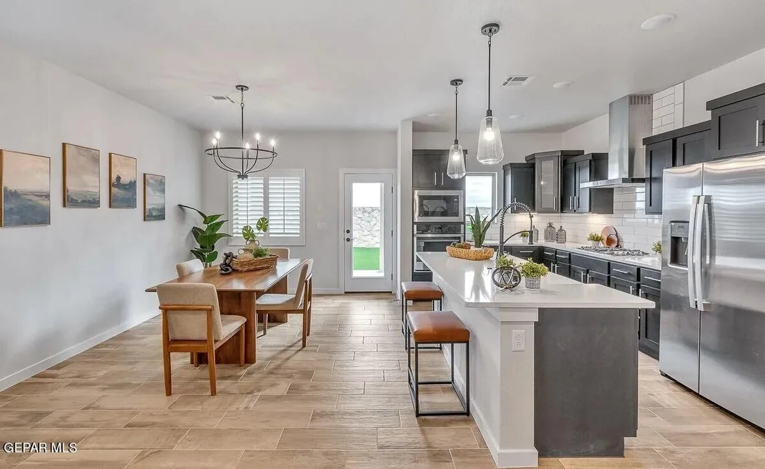 Photo of 15289 Composition Avenue