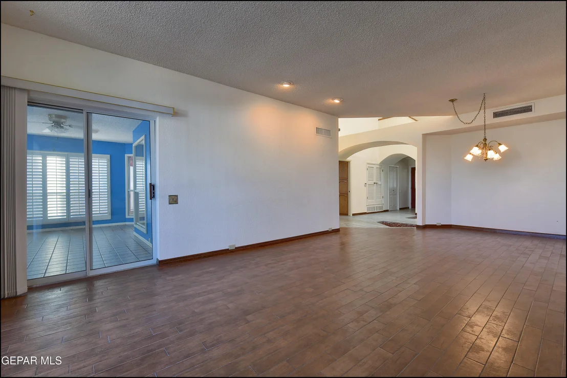 Photo of 7516 BIG BEND Drive