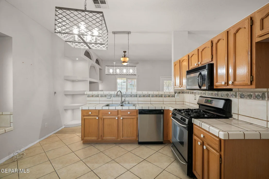 Photo of 3616 SANDY PLATEAU CIR Circle