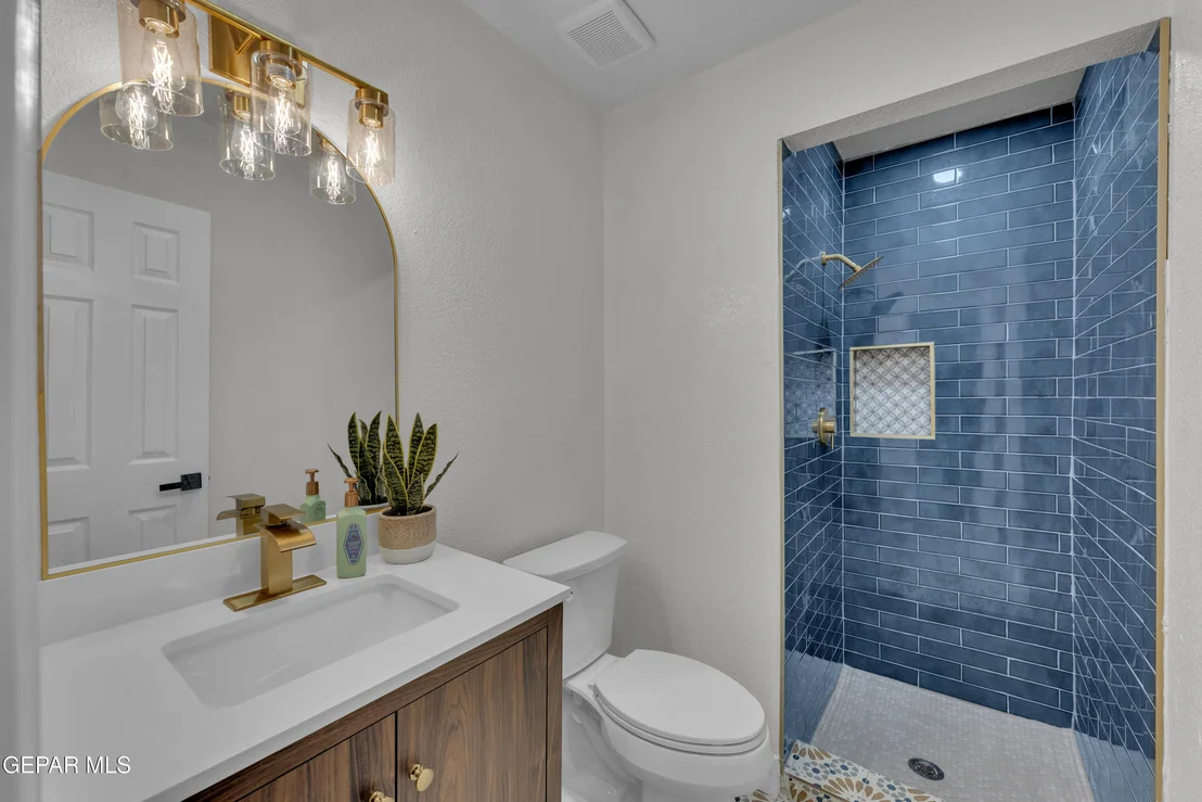 Photo of 1305 JAMES KELLEY Drive