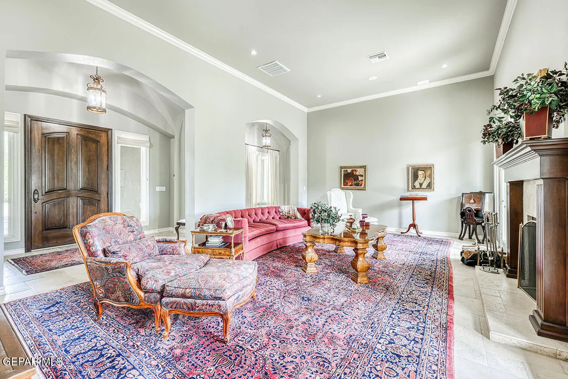 Photo of 656 COX Road