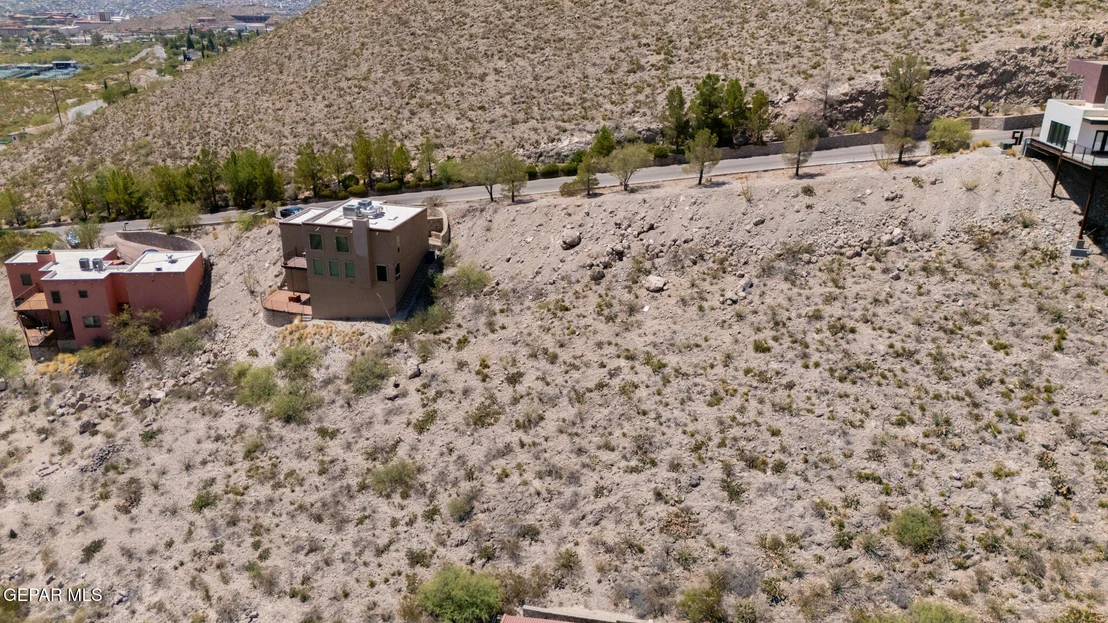 Photo of 8 SIERRA CREST Drive