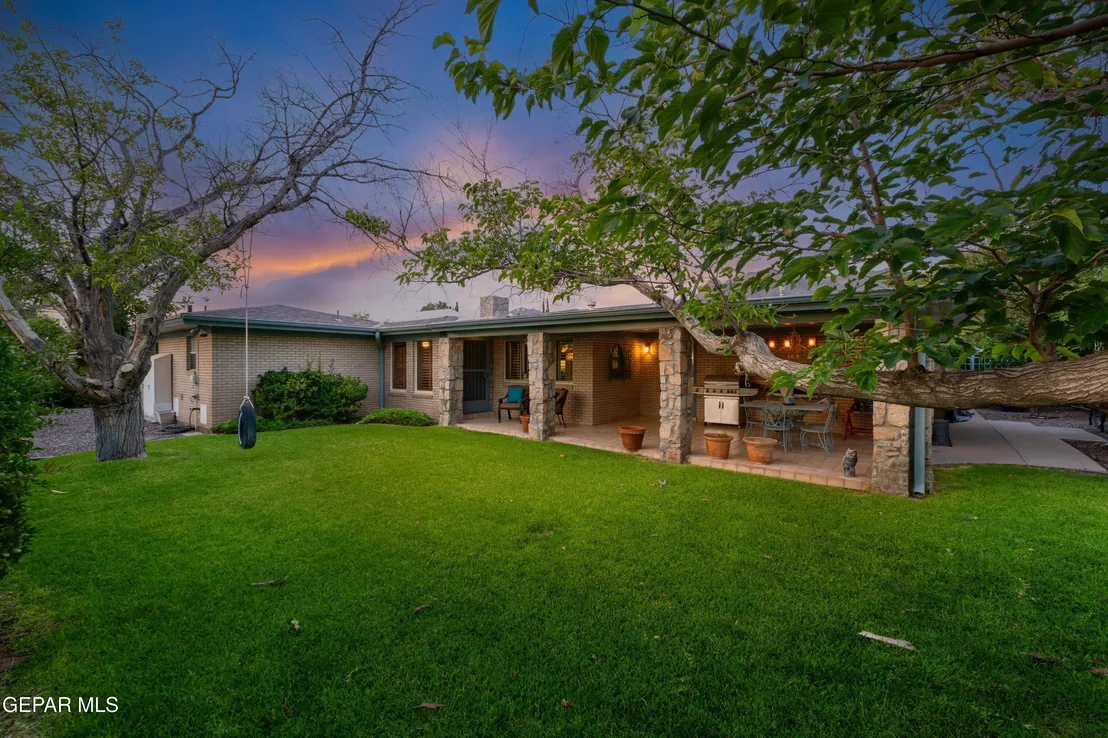 Photo of 6233 Meteor Way