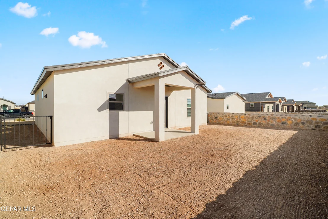 Photo of 13841 Summer Wave Avenue
