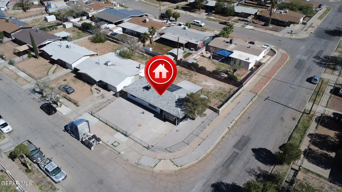 Photo of 5700 Lexington Road
