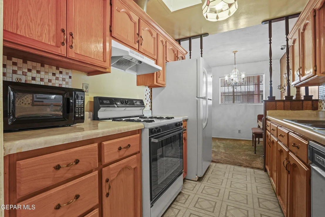 Photo of 656 CORTEZ Drive