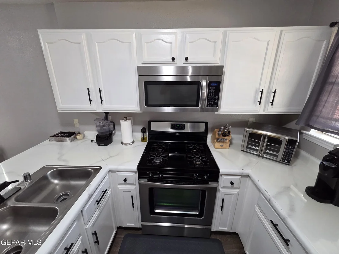 Photo of 14227 RANIER POINT Drive