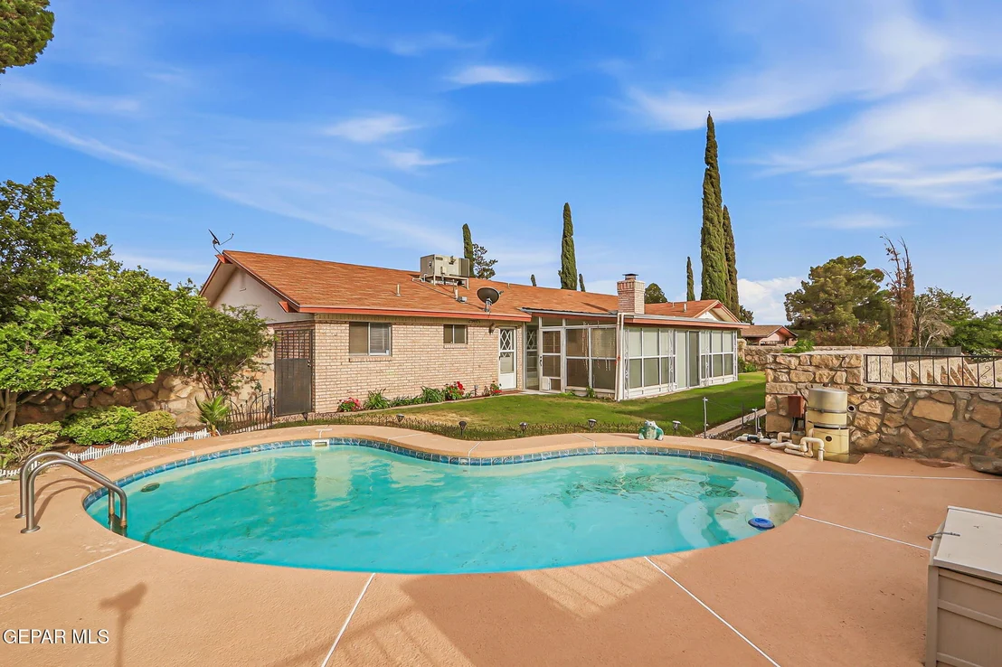 Photo of 1321 HOOKRIDGE Drive