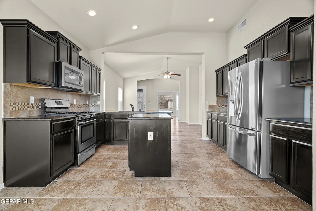 Photo of 7508 EAGLE VISTA Drive