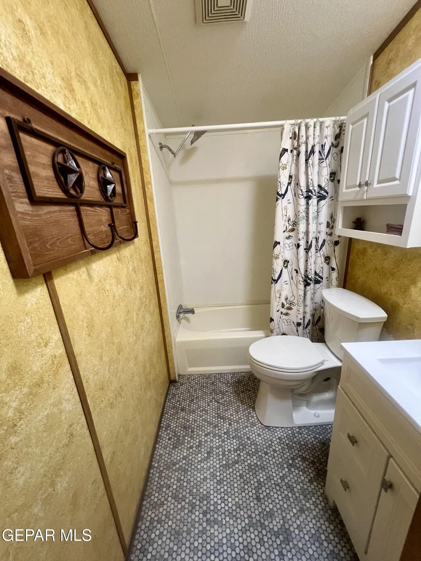 Photo of 7190 Buffalo Drive