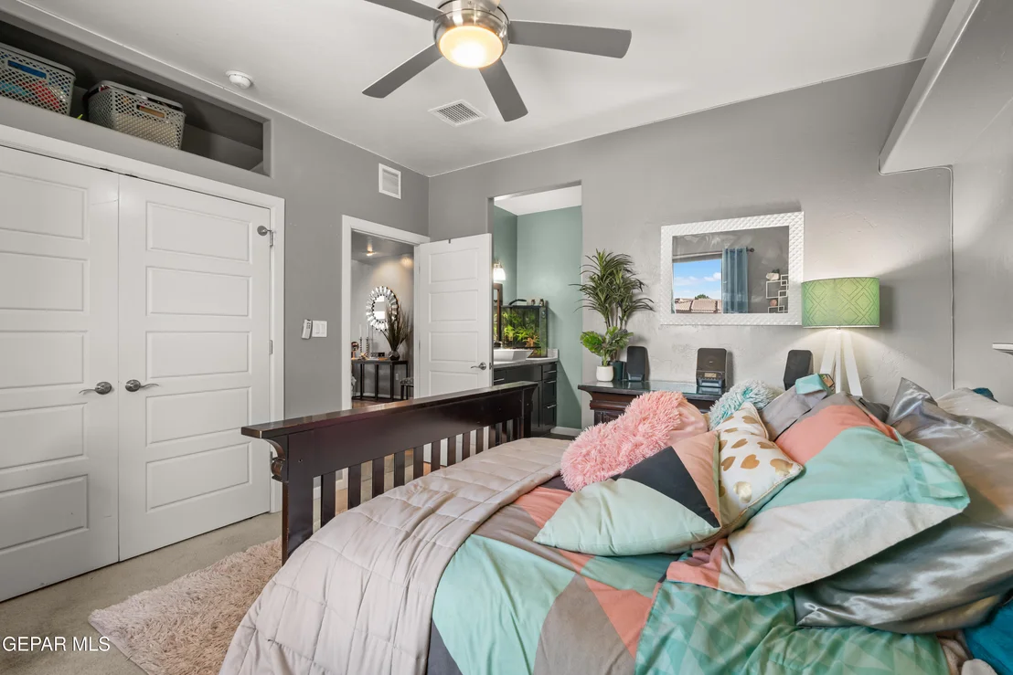 Photo of 5910 ARBOL Place