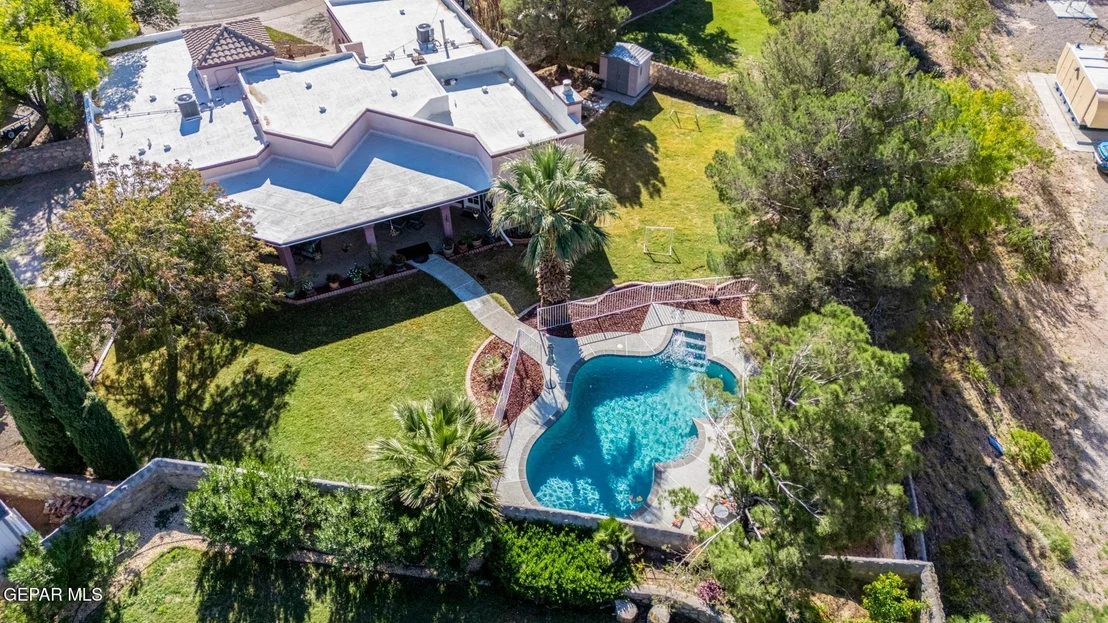 Photo of 1111 Sun Ridge Drive