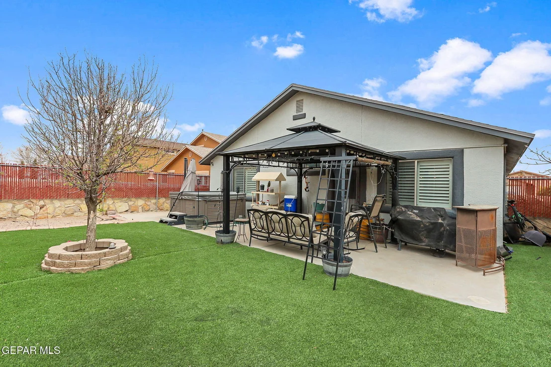 Photo of 11713 LAPSTONE Way