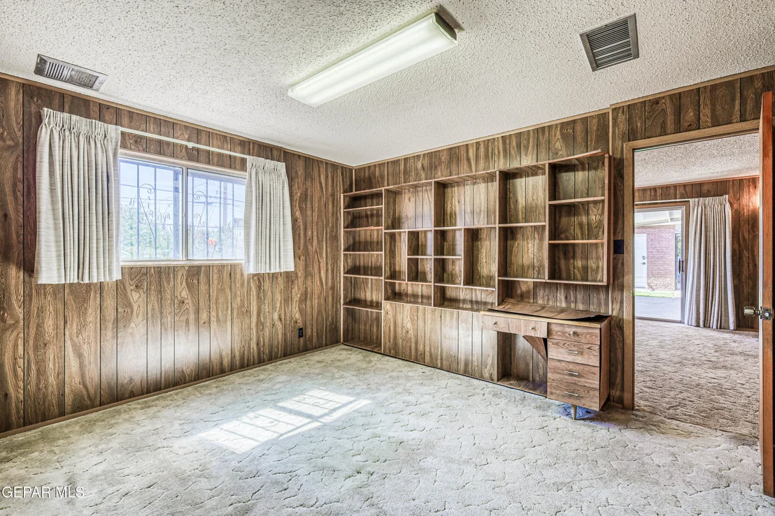Photo of 309 DE LEON Drive