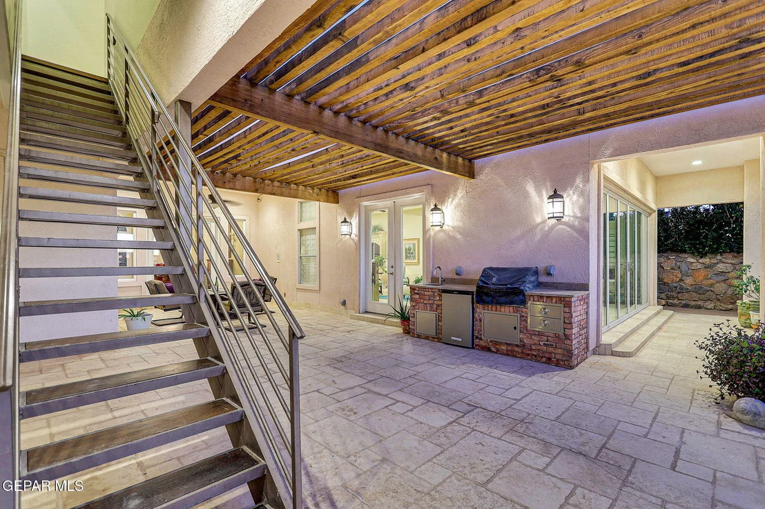 Photo of 5567 Buckley Drive