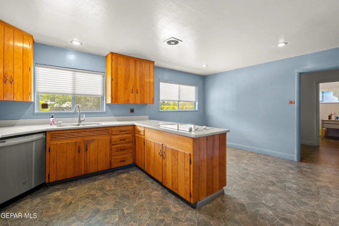 Photo of 3924 FLAMINGO Drive