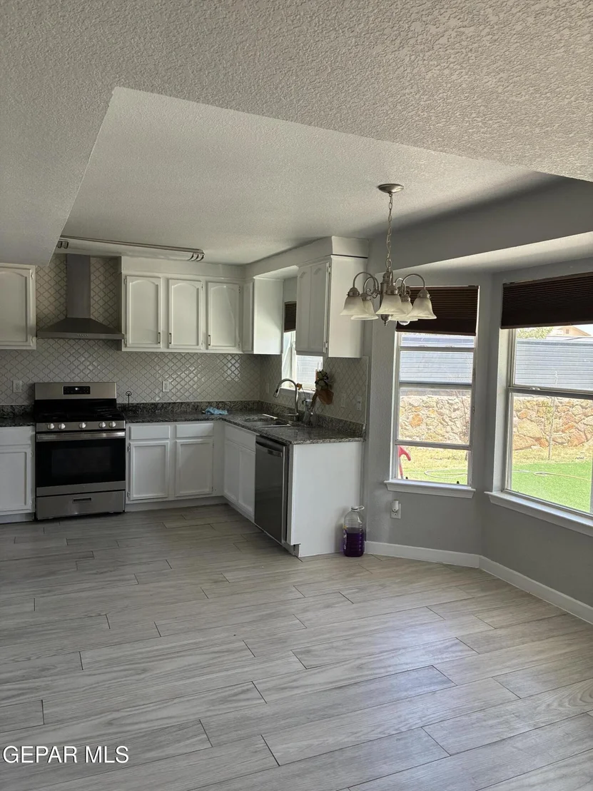 Photo of 7113 MESQUITE TREE Lane