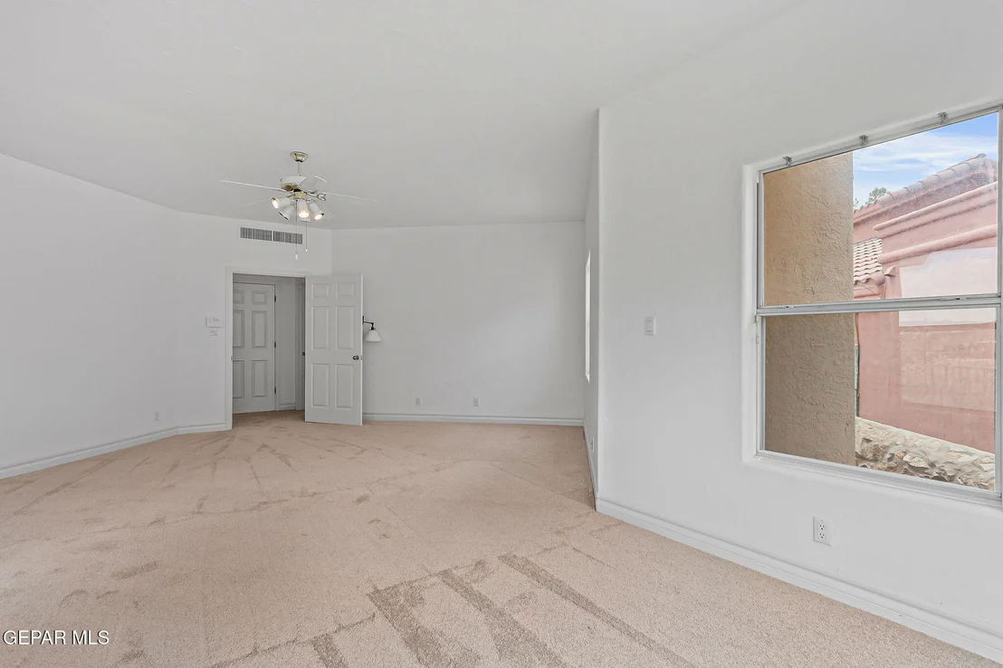 Photo of 5566 Buckley Drive